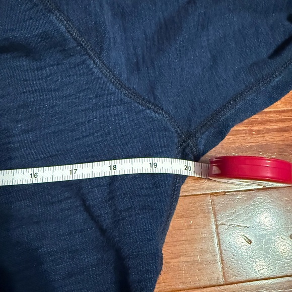 Wallace and Barnes Henley - Picture 4 of 5